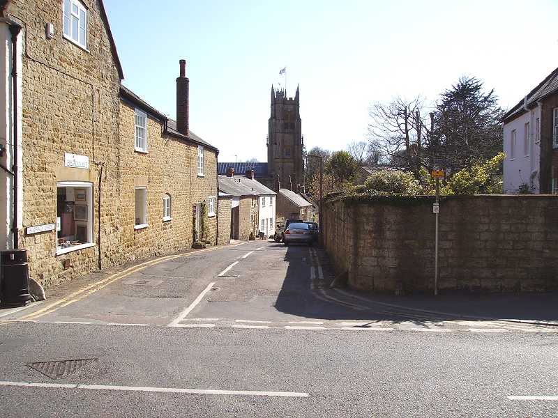 Beaminster, Side Street looking towards the Church