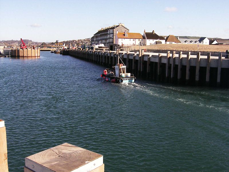 West Bay, Fishing boat entering Harbour